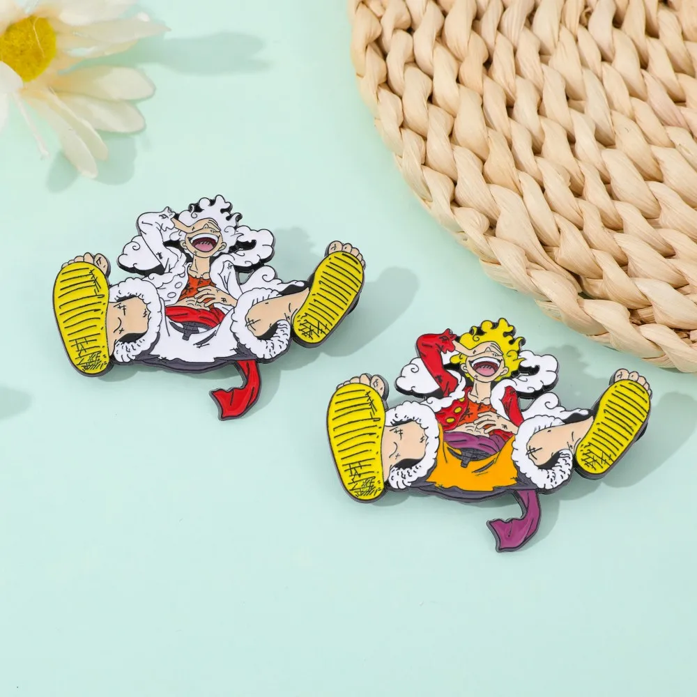 2 Pcs Anime Derivatives Brooch - Anime Cosplay Luffy 评论和价格
