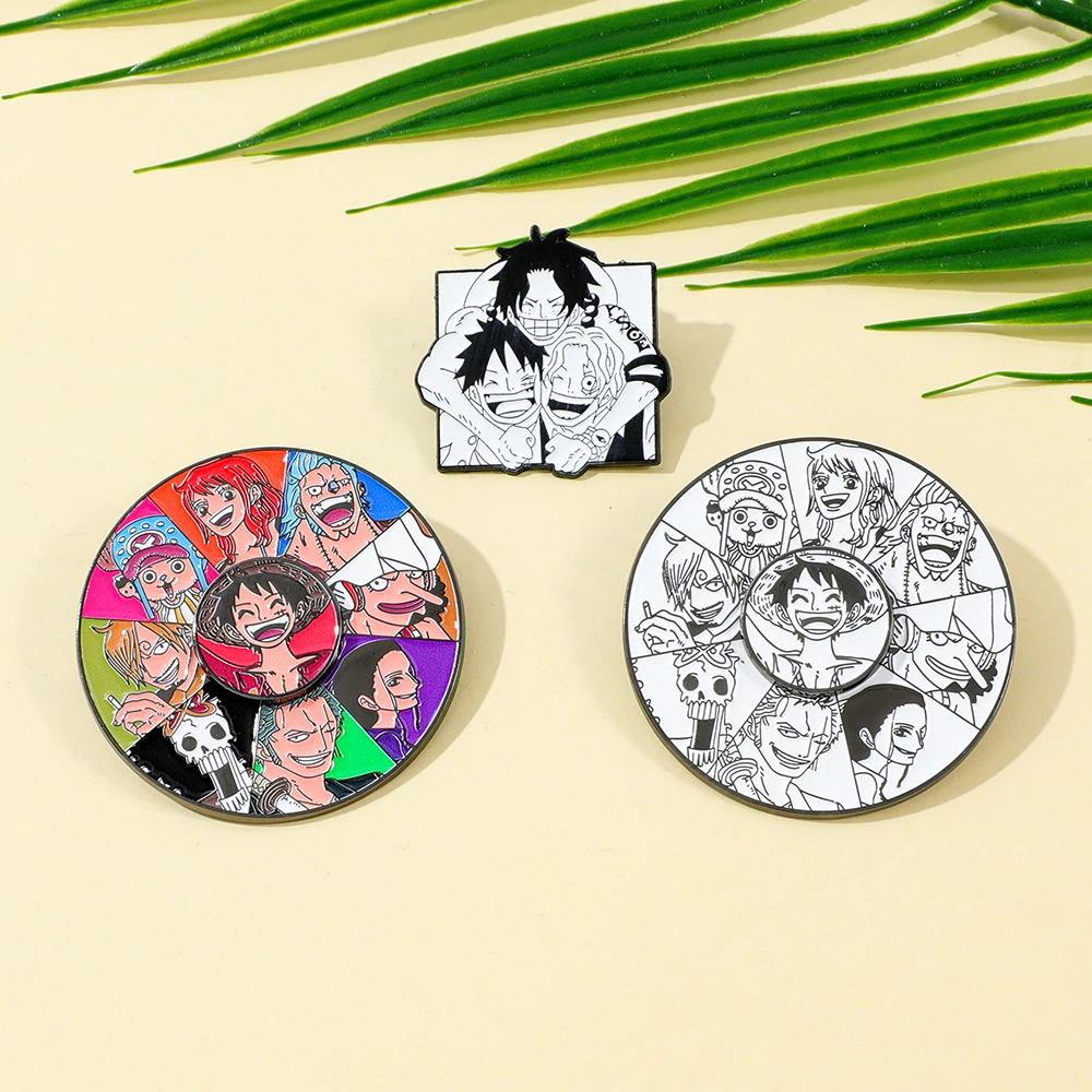 3 Pcs Anime One Piece Brooch L - Anime Cosplay Luffy 评论和价格